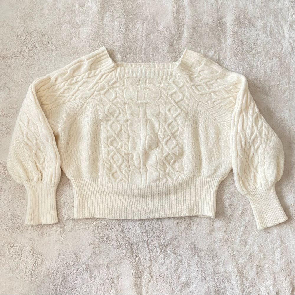 Cropped Top Sweater